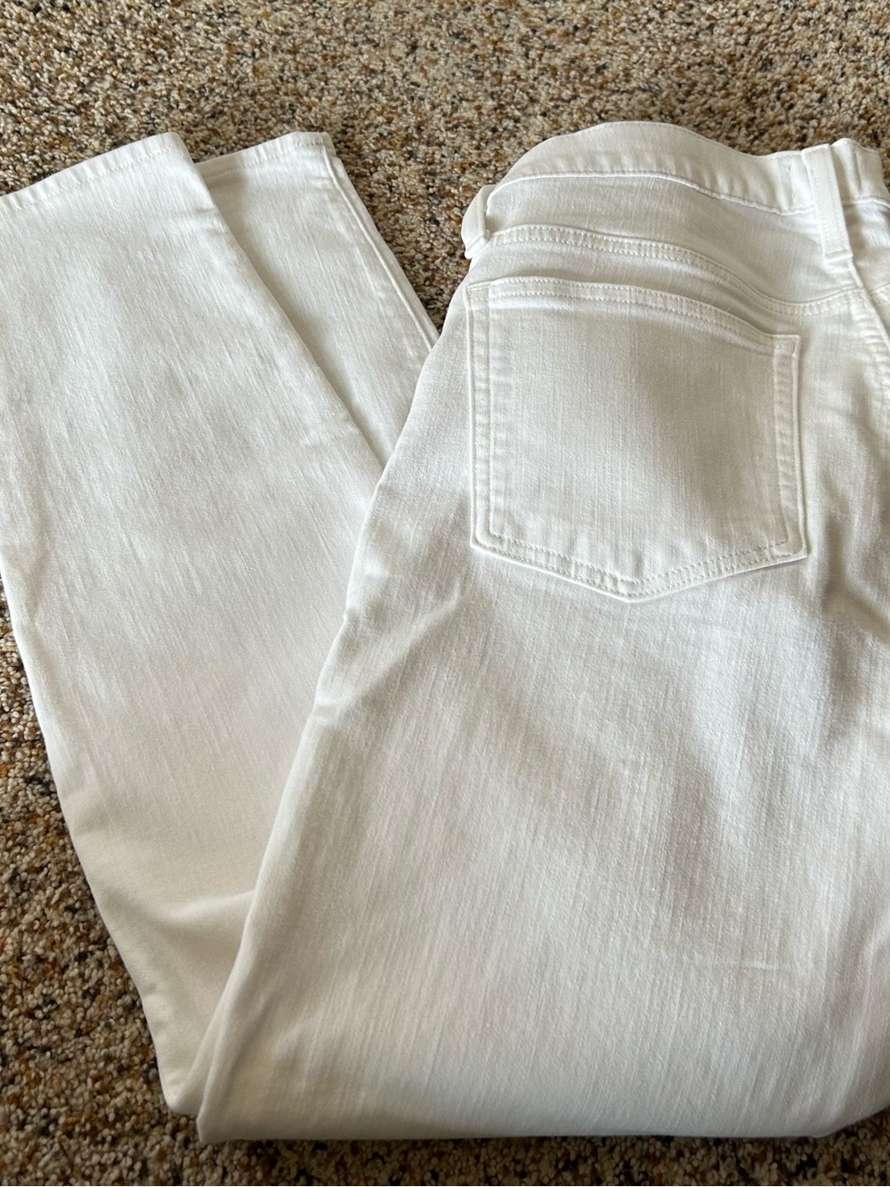 *NWT* J Crew 9" mid-rise toothpick jean in white Size 30 - Picture 3 of 6